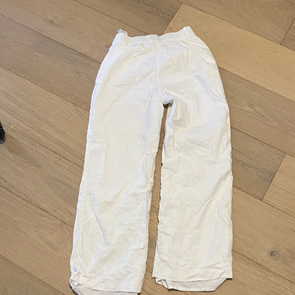 Hollister Ultra High-Rise White Wide Leg Pants - Picture 4 of 5
